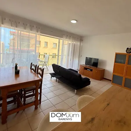 Domuum Holidays - Barenys Apartment
